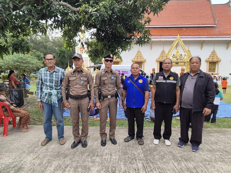 เทศบาลตำบลตาเกา ยังคงดูแลพี่น้องประชาชนทั้งในเขตเทศบาลตำบลตาเกาและศูนย์อพยพที่หน่วยงานจัดให้