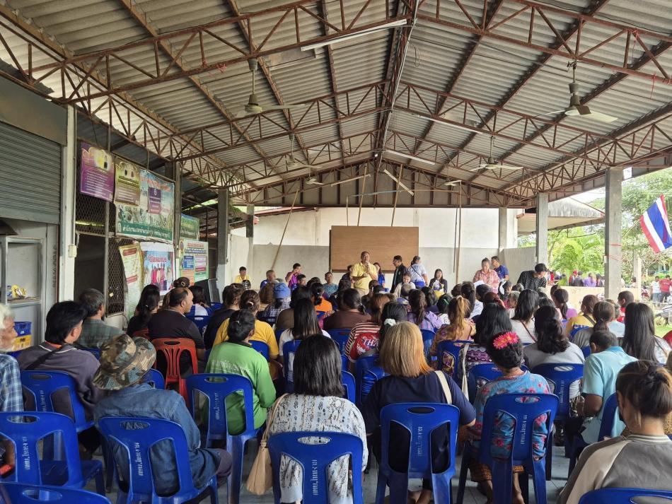 วันที่ 2​4 ก.ย.2568 เทศบาลตำบลตาเกานำโดย​นายอภิชาติ​  ยอดพุทธ​ นายกเทศมนตรีตำบลตาเกา คณะผู้บริหาร​ ฝ่ายสภาเทศบาล​  นายชัยยา​ สมศรี​ ปลัดเทศบาลตำบลตาเกา​ นักจัดการงานทั่วไป​ และกำนันตำบลตาเกา ลงพื้นที่ประชาคม​หมู่บ้าน การ​ขอรับความช่วยเหลือผู้ประสบภัย​อันเนื่องมาจากการกระทำ​ของกำลัง จากนอกประเทศ ปี 2568 ตามมติคณะ รัฐมนตรี เมื่อ วัน ที่ 26 สิงหาคม 2568 ณ บ้านโนนงา​ม หมู่  14 อ.น้ำขุ่น จ.อุบลราชธานี ณ ศาลาประชาคมบ้านโนนงา​ม