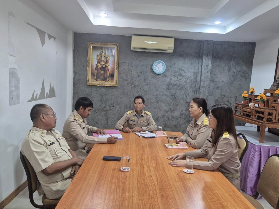 คณะกรรมการ​ประชุมแปรญัตติ​ร่างข้อบัญญัติ ครั้งที่ 2 /2568 ณ ห้องประชุม​เทศบาลตำบล​ตาเกา